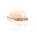Chapeau en tissus dentelle customisé