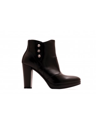 Bottines en cuir noir Nero Giardini