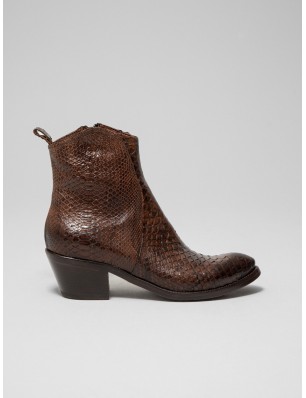 La Bottega Di Lisa boots en...