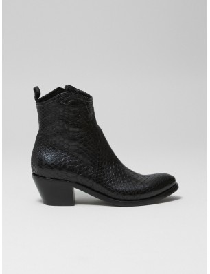 La Bottega Di Lisa boots en...