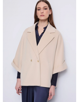 Gaudi caban style cape en...