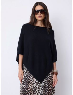 Not Shy cape poncho en...