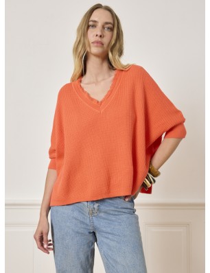 Not Shy pull poncho en...